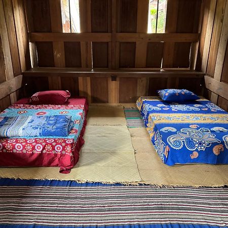 Authentique Homestay Рантепао Екстериор снимка